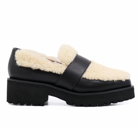 NEW ALL BLACK women's sherpa loafer in black - Picture 3 of 9